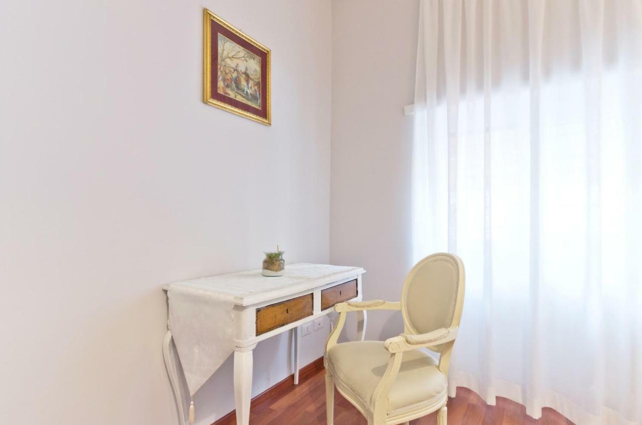 Liberty Trastevere B&B Rome Exterior photo